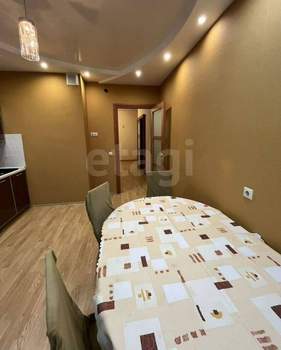 2-к квартира, на длительный срок, 80м2, 8/9 этаж