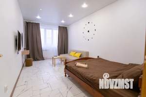 1-к квартира, посуточно, 42м2, 8/12 этаж