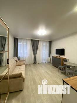 Студия квартира, посуточно, 27м2, 2/10 этаж