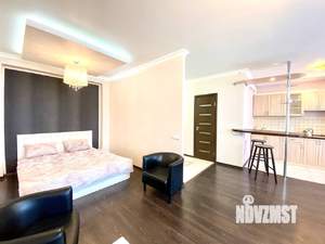 Студия квартира, посуточно, 45м2, 7/25 этаж