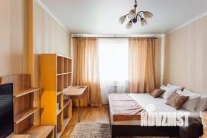 1-к квартира, посуточно, 38м2, 1/1 этаж