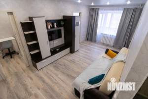 2-к квартира, посуточно, 42м2, 1/1 этаж