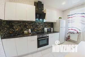 1-к квартира, посуточно, 38м2, 11/22 этаж