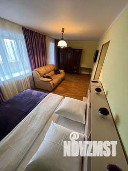 1-к квартира, посуточно, 50м2, 4/10 этаж