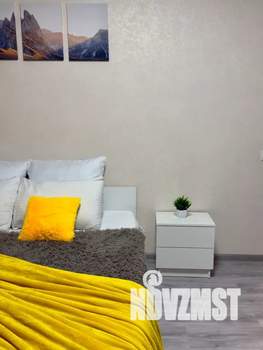 1-к квартира, посуточно, 46м2, 3/3 этаж