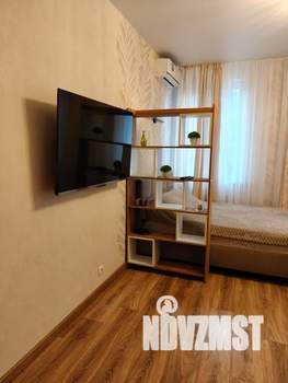 Студия квартира, посуточно, 25м2, 7/10 этаж