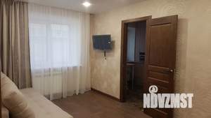 2-к квартира, посуточно, 42м2, 1/5 этаж