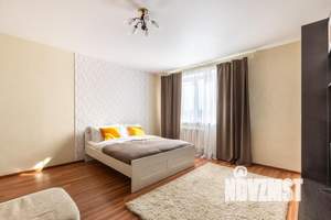 1-к квартира, посуточно, 58м2, 1/1 этаж