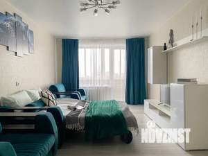 1-к квартира, посуточно, 35м2, 6/9 этаж