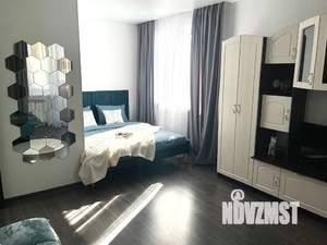 1-к квартира, посуточно, 35м2, 4/10 этаж