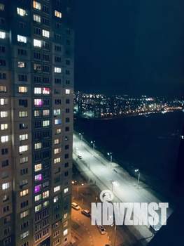 1-к квартира, посуточно, 42м2, 18/27 этаж