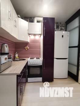 Студия квартира, посуточно, 30м2, 3/3 этаж