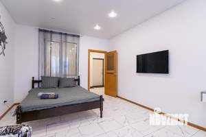 2-к квартира, посуточно, 42м2, 1/1 этаж