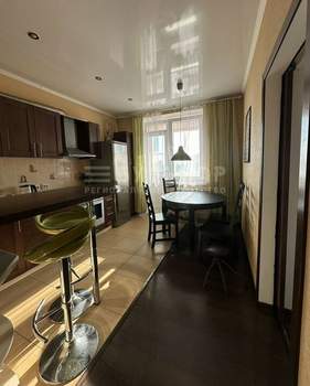 1-к квартира, на длительный срок, 42м2, 8/10 этаж