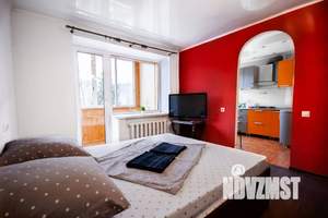 1-к квартира, посуточно, 45м2, 3/9 этаж