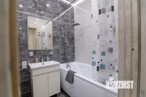 1-к квартира, посуточно, 38м2, 1/1 этаж