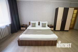 2-к квартира, посуточно, 57м2, 1/1 этаж