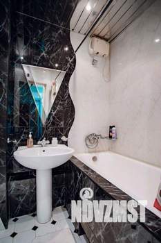 1-к квартира, посуточно, 65м2, 1/1 этаж