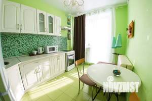 1-к квартира, посуточно, 33м2, 6/9 этаж