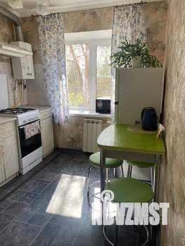 1-к квартира, посуточно, 32м2, 2/5 этаж