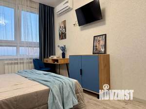 2-к квартира, посуточно, 38м2, 17/22 этаж