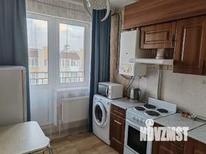 1-к квартира, посуточно, 33м2, 3/3 этаж