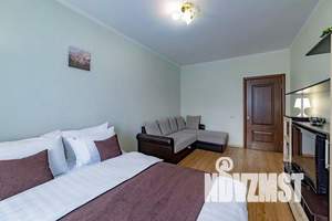 1-к квартира, посуточно, 38м2, 3/22 этаж