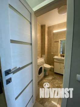 Студия квартира, посуточно, 31м2, 19/19 этаж