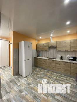 Студия квартира, посуточно, 35м2, 1/8 этаж