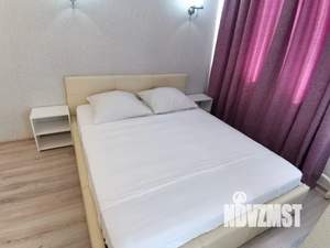 Студия квартира, посуточно, 37м2, 6/19 этаж
