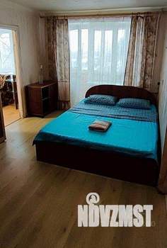 2-к квартира, посуточно, 46м2, 1/1 этаж