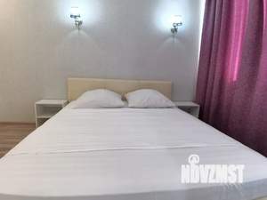 Студия квартира, посуточно, 37м2, 6/19 этаж