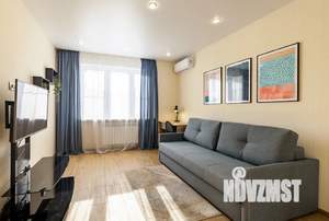 1-к квартира, посуточно, 35м2, 6/9 этаж