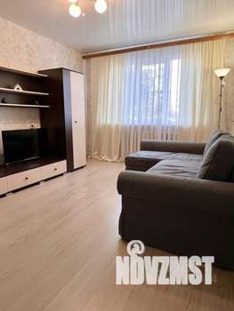 1-к квартира, посуточно, 49м2, 1/1 этаж