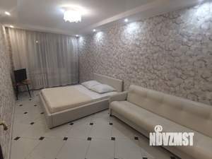 1-к квартира, посуточно, 35м2, 4/6 этаж