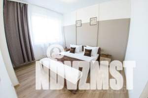 1-к квартира, посуточно, 43м2, 18/22 этаж