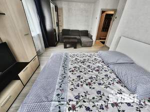1-к квартира, посуточно, 35м2, 4/5 этаж