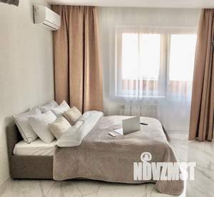 Студия квартира, посуточно, 31м2, 12/16 этаж