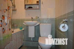 2-к квартира, посуточно, 45м2, 1/5 этаж