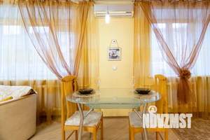 1-к квартира, посуточно, 44м2, 1/1 этаж