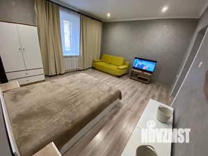 2-к квартира, посуточно, 65м2, 1/2 этаж