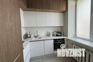 2-к квартира, посуточно, 45м2, 1/5 этаж