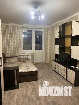 1-к квартира, посуточно, 35м2, 7/12 этаж