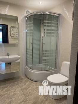 Студия квартира, посуточно, 56м2, 13/14 этаж