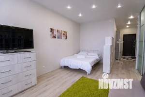 Студия квартира, посуточно, 38м2, 21/24 этаж