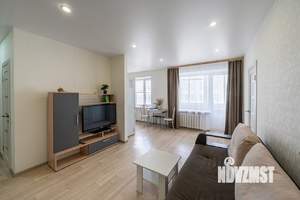 1-к квартира, посуточно, 45м2, 5/5 этаж