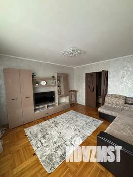 3-к квартира, посуточно, 58м2, 6/9 этаж