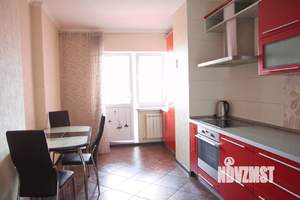 1-к квартира, посуточно, 60м2, 1/1 этаж