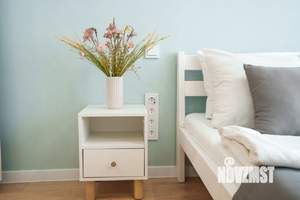 Студия квартира, посуточно, 35м2, 1/3 этаж