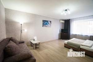 2-к квартира, посуточно, 57м2, 1/1 этаж